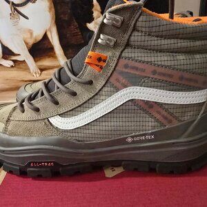 VANS MTE Sk8-Hi GORE-TEX INSULATED Brown VN000DARBKL High Top Sneakers US 12 NEW